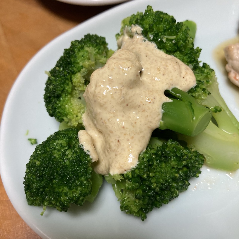 茹でブロッコリーのマヨ醤油
